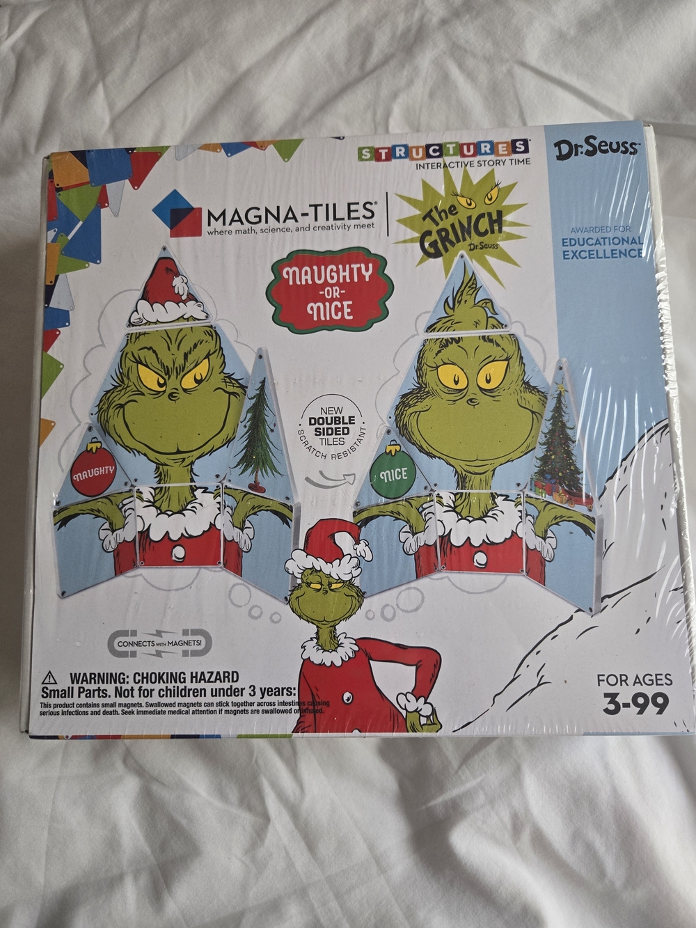 Magna-Tiles The Grinch Naughty or Nice Magnetic Tile Set -